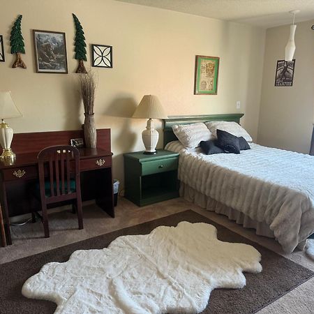 The Kenai Inn Экстерьер фото